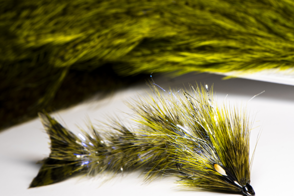 CDL Hen Gamechanger Fly Tying Streamers with Erik. Learn about Whiting Farms CDL Hen Capes and all the flies you can tie